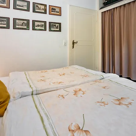 Am Gunzenbach Apartment *